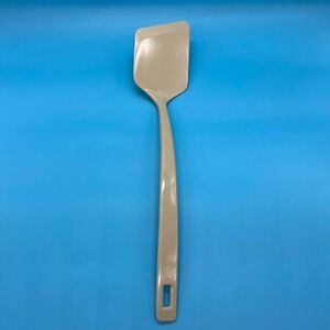 Vintage Melamine-Ware Cooking Utensil 1406 Long 15" Spatula Solid Slanted Almond